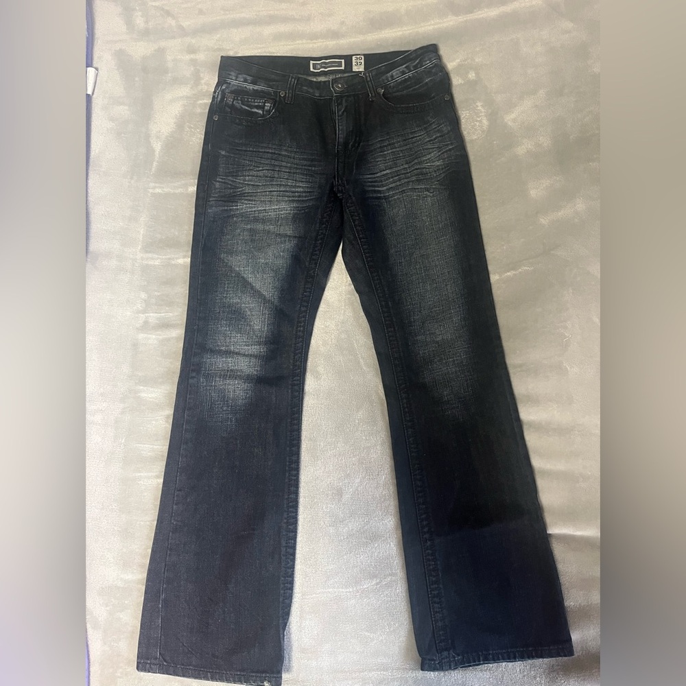 Internationally Concepts mens jeans 30X32
New without tags